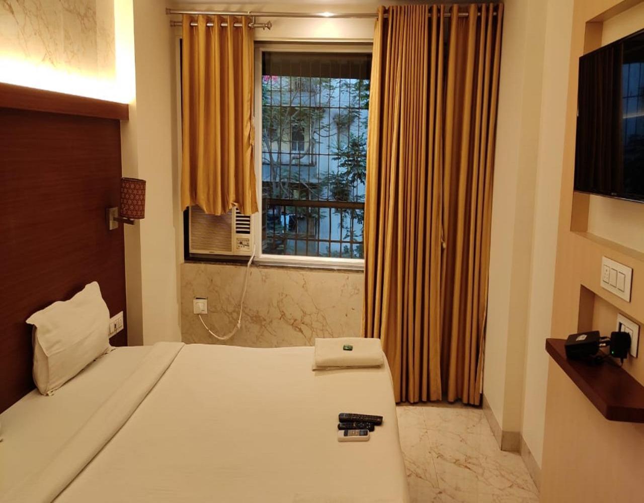 Fabhotel Spring Inn - Nr Borivali Station Malad Экстерьер фото