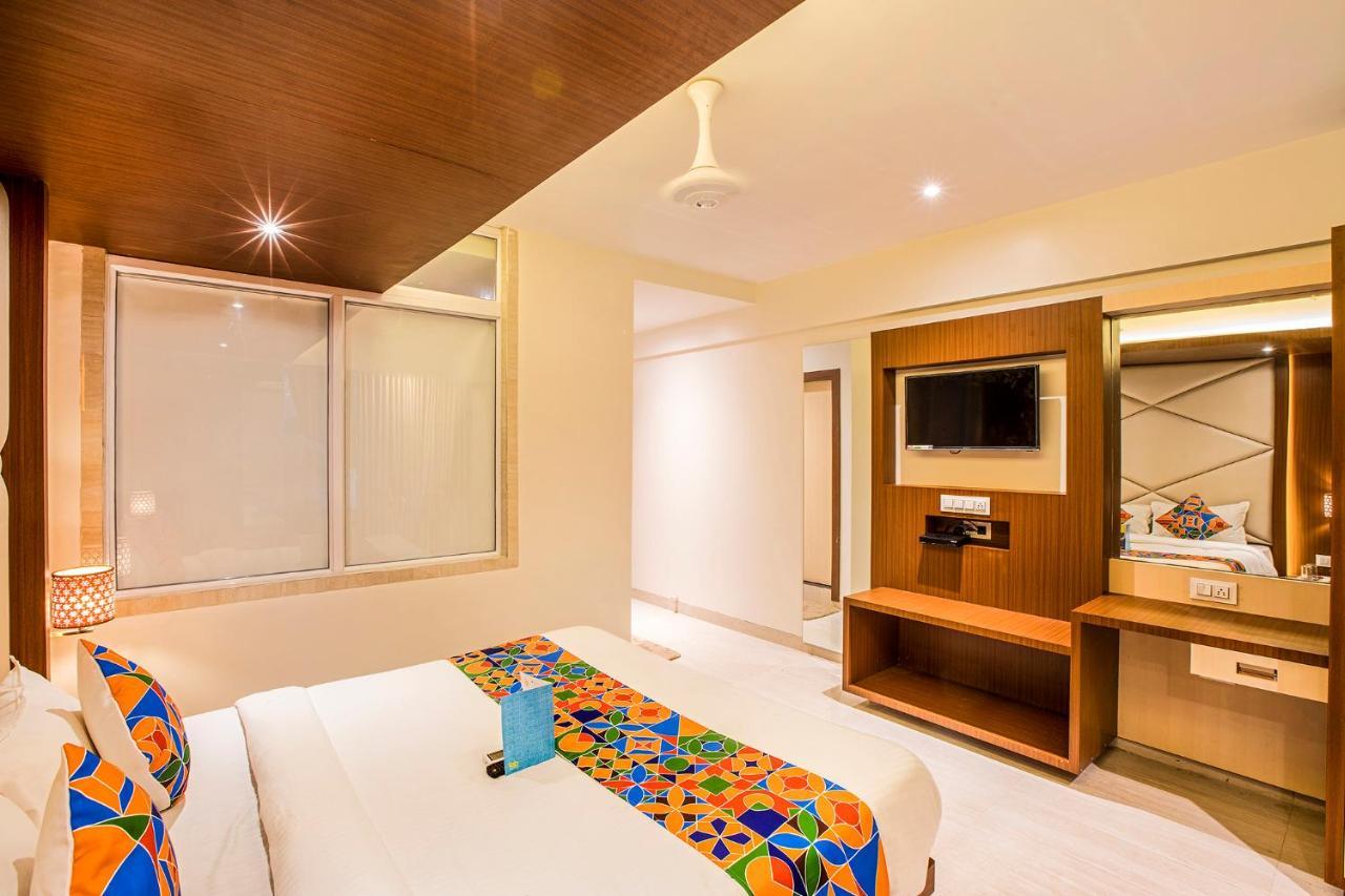 Fabhotel Spring Inn - Nr Borivali Station Malad Экстерьер фото