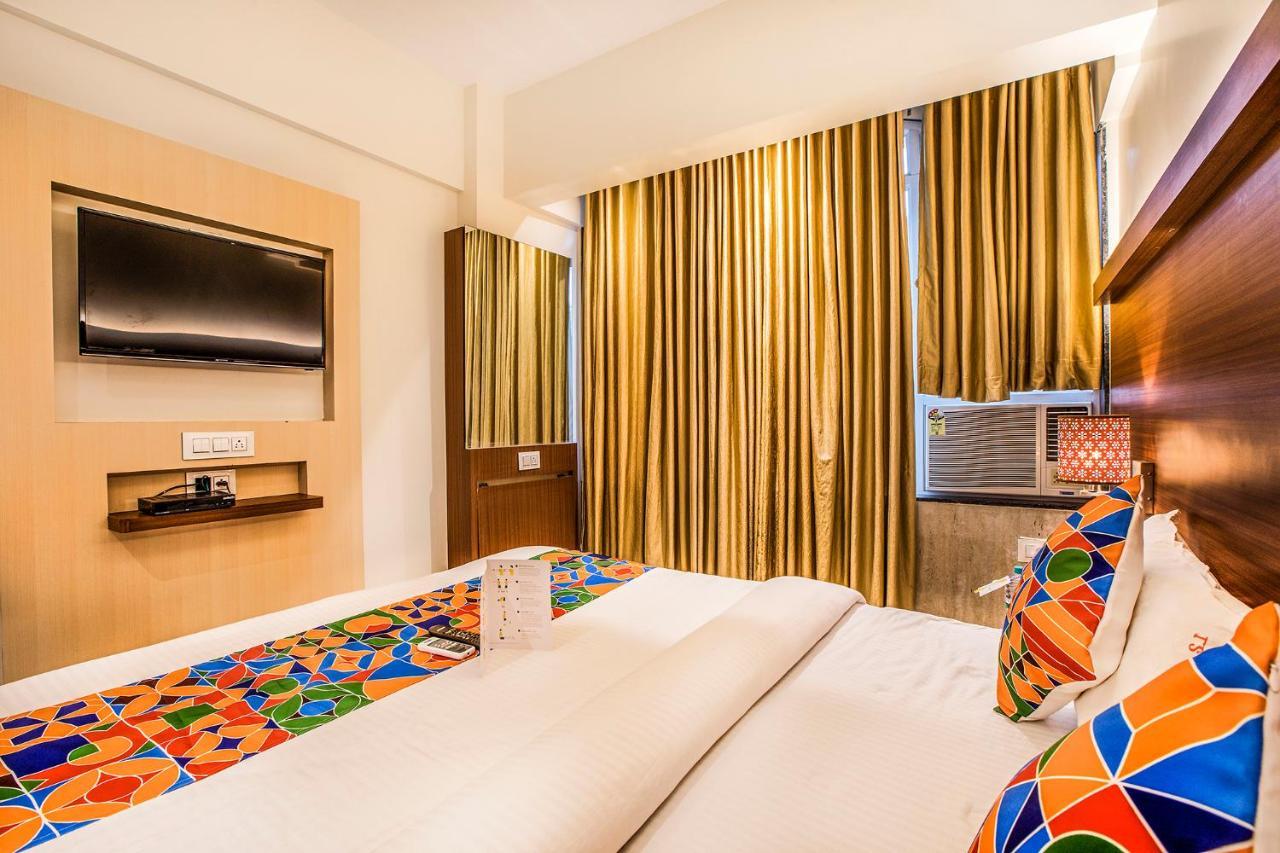 Fabhotel Spring Inn - Nr Borivali Station Malad Экстерьер фото