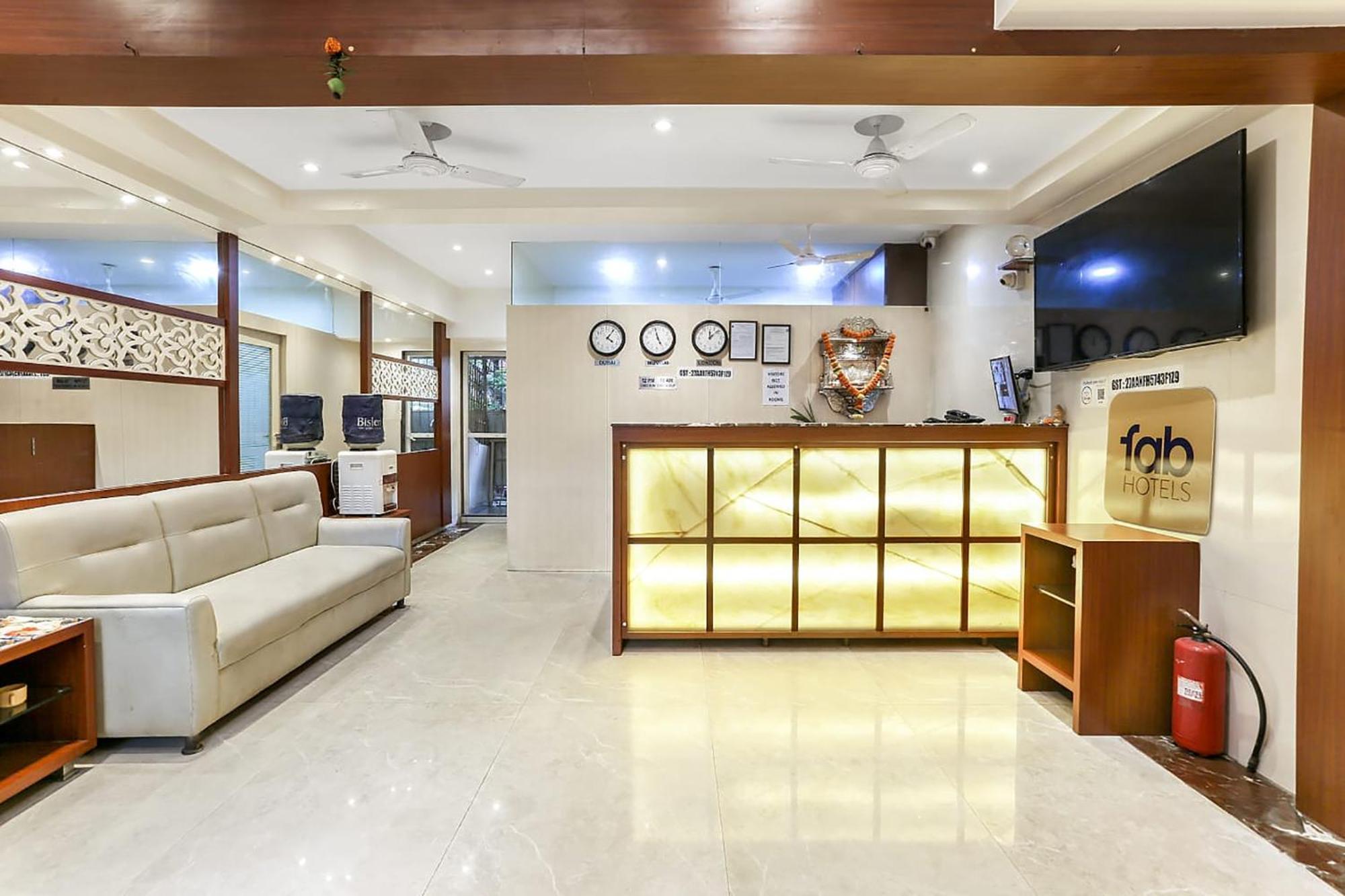 Fabhotel Spring Inn - Nr Borivali Station Malad Экстерьер фото